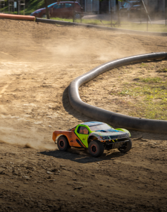 Remote-Control-Race-Track